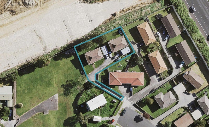 41A Felicia Place, Wiri, Auckland - Carousel 1