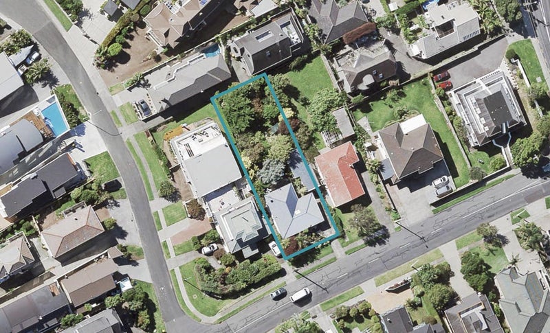 7 Takutai Avenue, Bucklands Beach, Auckland - Carousel 1