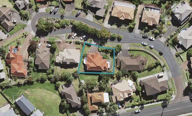 6 McFetridge Place, Hillcrest, Auckland - Carousel 1