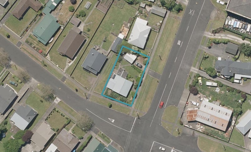 21 Poutini Street, Whanganui East, Whanganui - Carousel 1