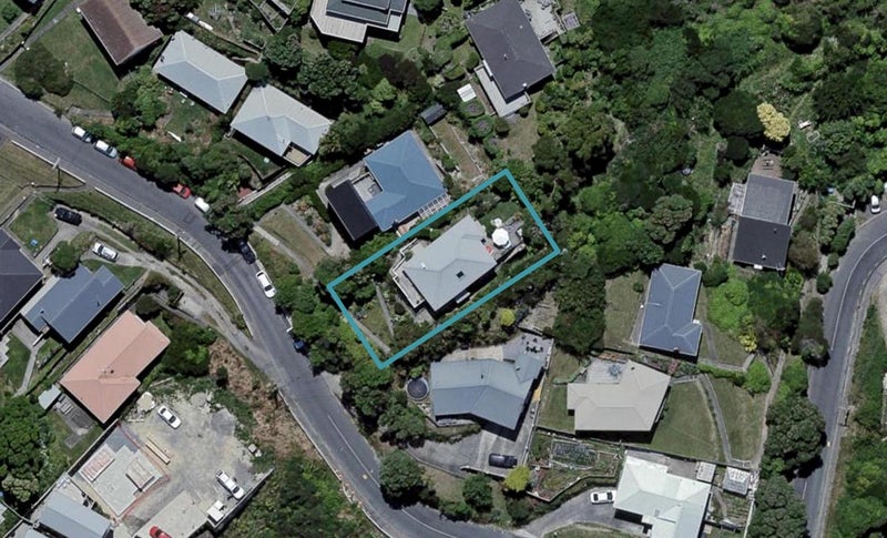 135 Maupuia Road, Maupuia, Wellington - Carousel 1