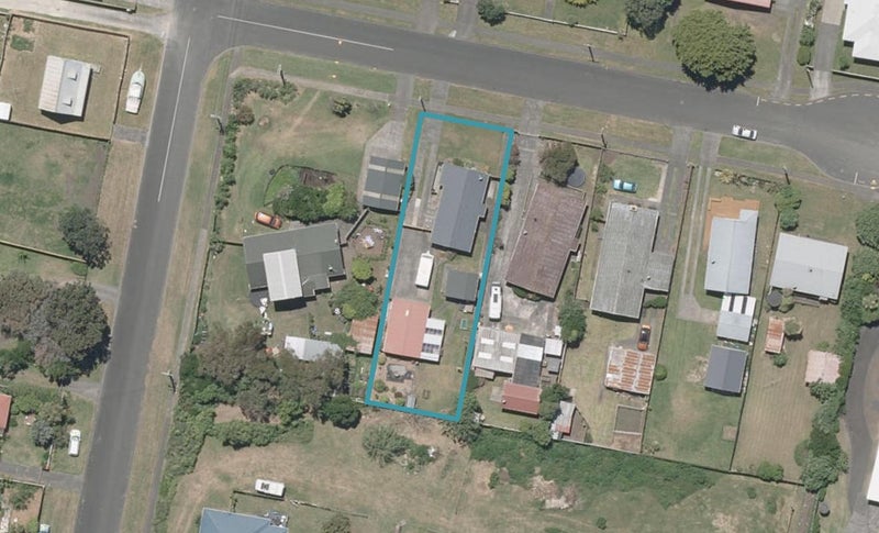 4 Aranui Avenue, Castlecliff, Whanganui - Carousel 1