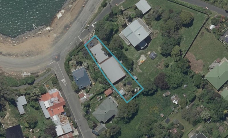 2 Landreth Street, Portobello, Dunedin - Carousel 1