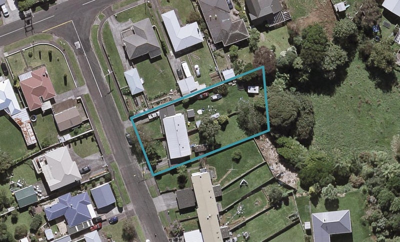 3 Miro ST, Merrilands, New Plymouth - Carousel 1