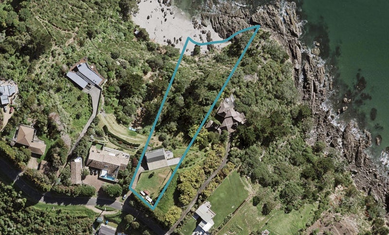328A Sea View Road, Ostend, Waiheke Island - Carousel 1