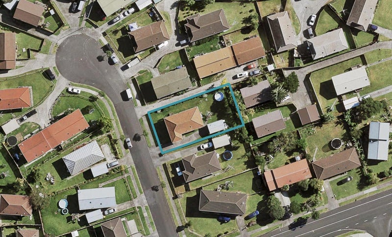 5 Brava Place, Clendon Park, Auckland - Carousel 1