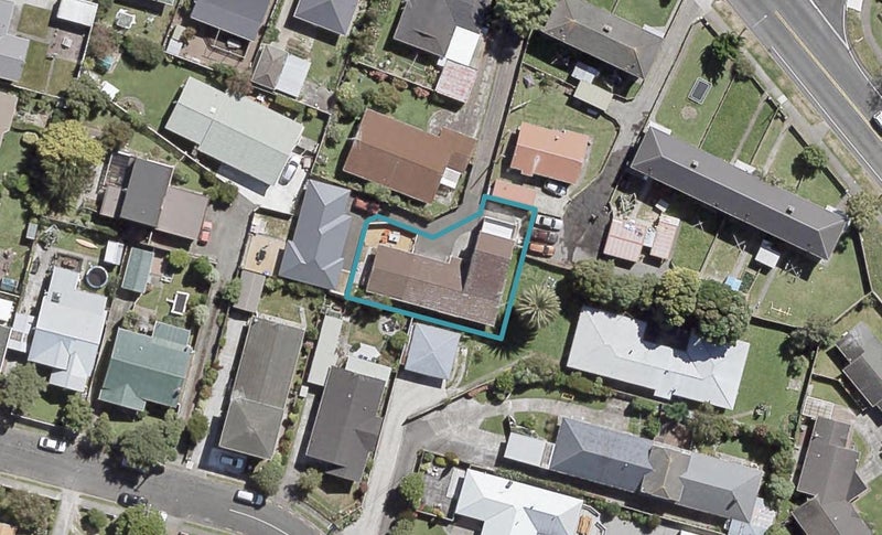 1/32 Park Avenue, Epuni, Lower Hutt - Carousel 1