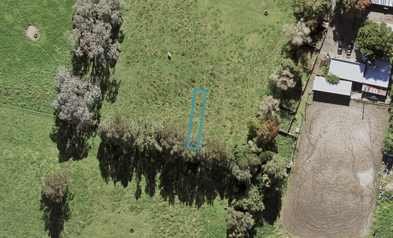 52 Rahopuru Road, Westgate, Auckland - Carousel 1