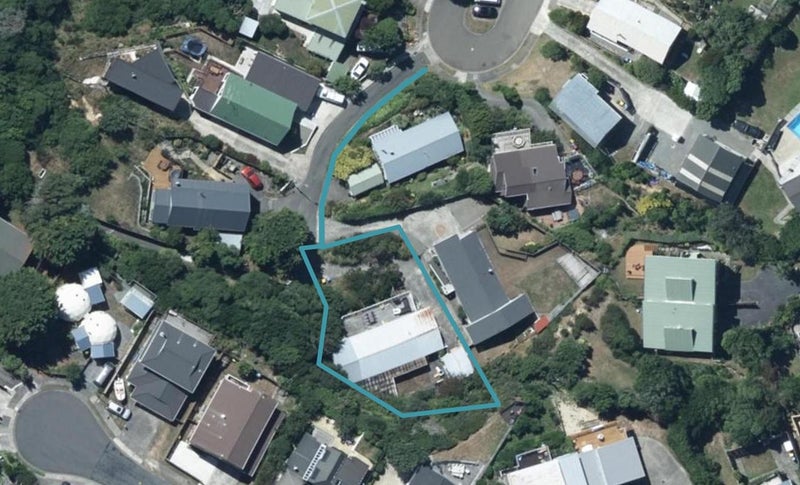29 Lagden Street, Camborne, Porirua - Carousel 1