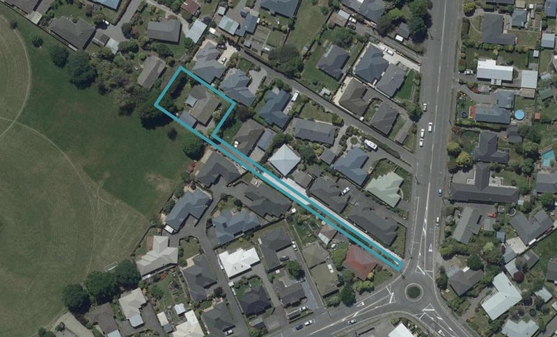52B Middlepark Road, Sockburn, Christchurch - Carousel 1