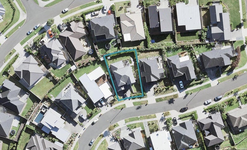 8 Vera Court, Silverdale, Silverdale - Carousel 1