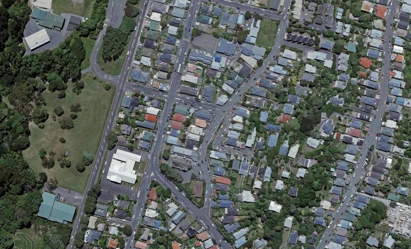 82 Hamilton Road, Hataitai, Wellington - Carousel 1