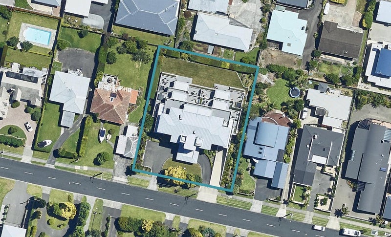 2/20 Pillans Road, Otumoetai, Tauranga - Carousel 1
