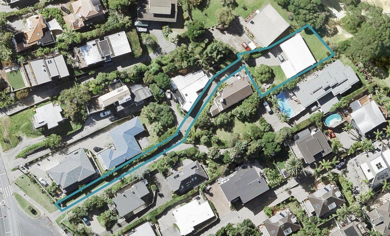 101 Beach Road, Castor Bay, Auckland - Carousel 1