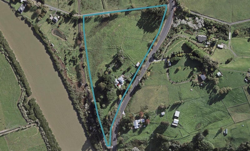 45 Kaipara Coast Highway, Kaukapakapa - Carousel 1