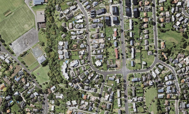 7 Takitimu Street, Orakei, Auckland - Carousel 1