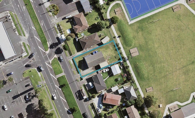 494 Roscommon Road, Clendon Park, Auckland - Carousel 1
