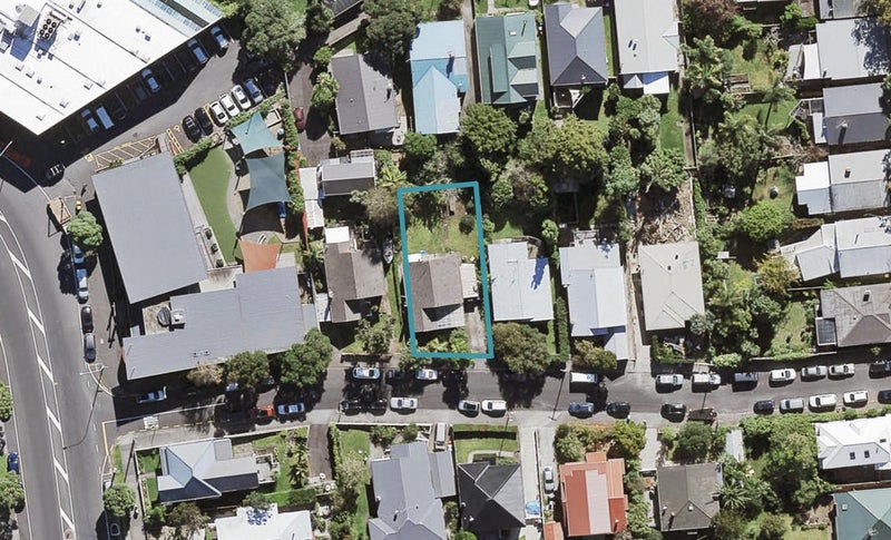 4 Edwards Road, Grey Lynn, Auckland - Carousel 1