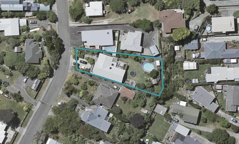 90 Glen Road, Raumati South, Paraparaumu - Carousel 1