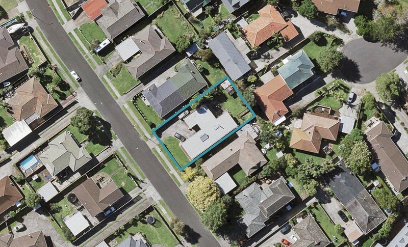 36 Luton Avenue, Sunnyhills, Auckland - Carousel 1