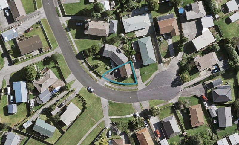 6D Melleray Place, Randwick Park, Auckland - Carousel 1