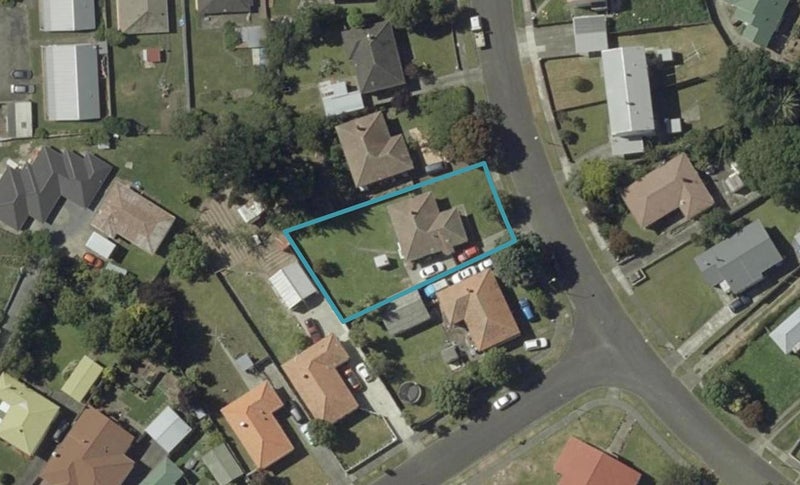 25 Crewe Crescent, Hokowhitu, Palmerston North - Carousel 1