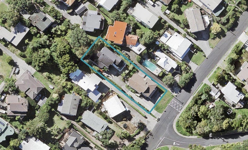 1/13 Korotaha Terrace, Rothesay Bay, Auckland - Carousel 1