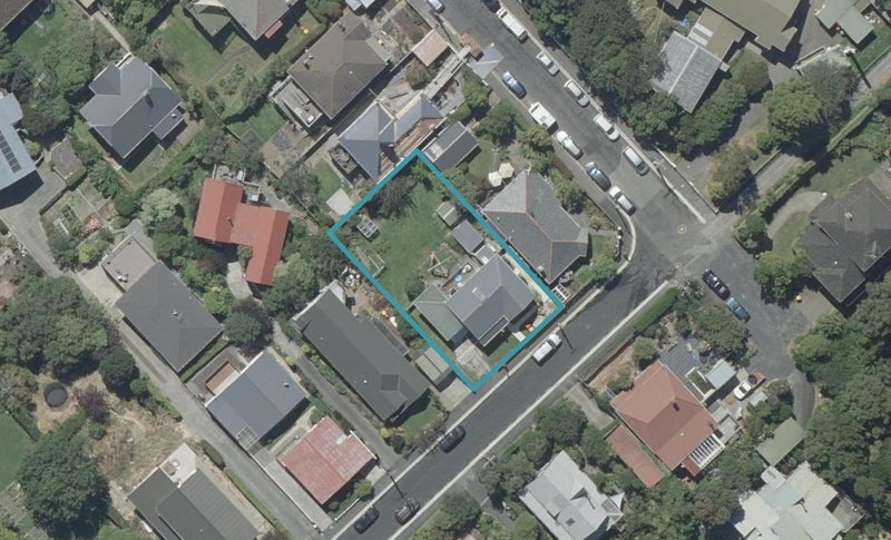 77 Warden Street, Opoho, Dunedin - Carousel 1