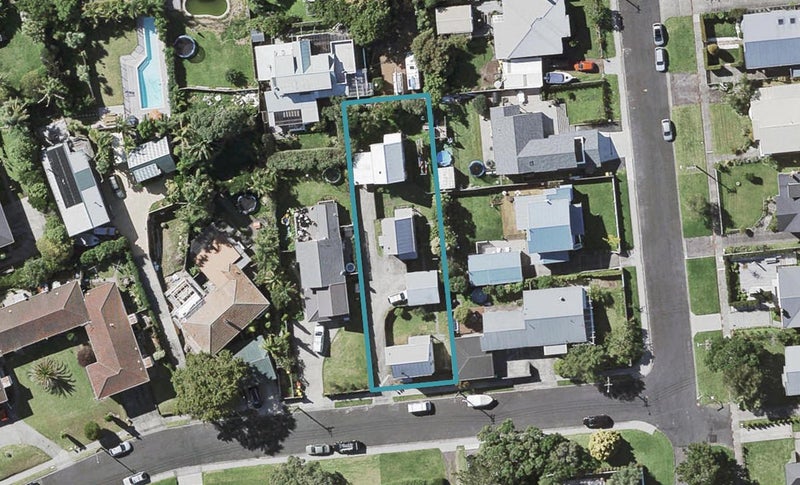 1/26 Hanlon Crescent, Narrow Neck, Auckland - Carousel 1