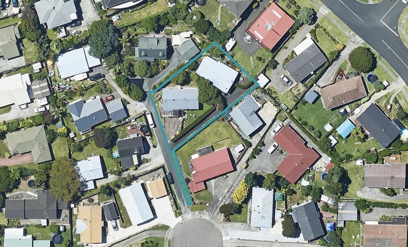 19 Pokapu Place, Bethlehem, Tauranga - Carousel 1