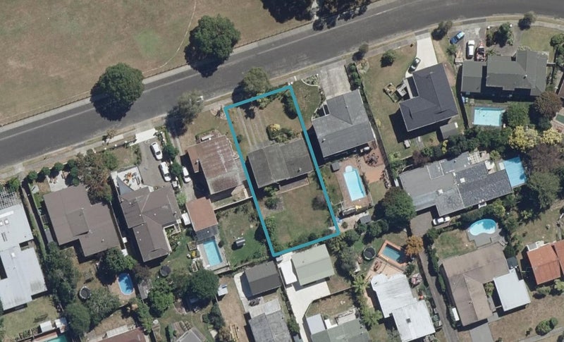 36 Clements Crescent, Queenwood, Hamilton - Carousel 1