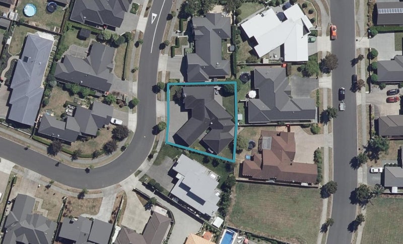 3 Langdale Court, Huntington, Hamilton - Carousel 1