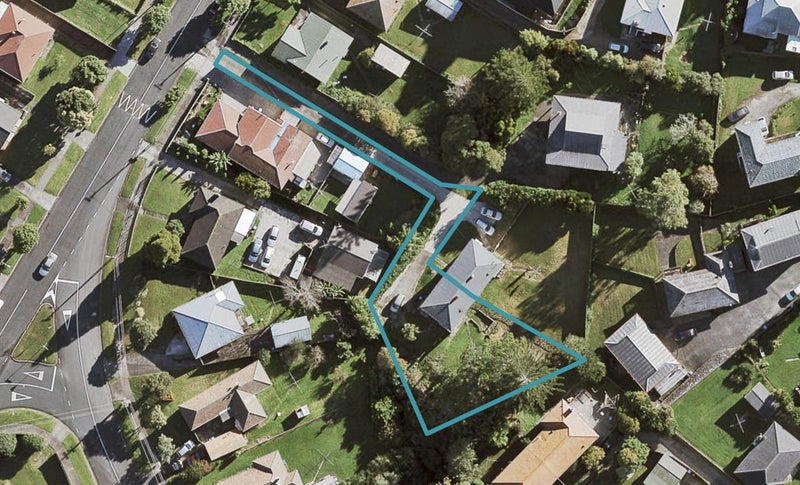 24B Valonia Street, New Windsor, Auckland - Carousel 1