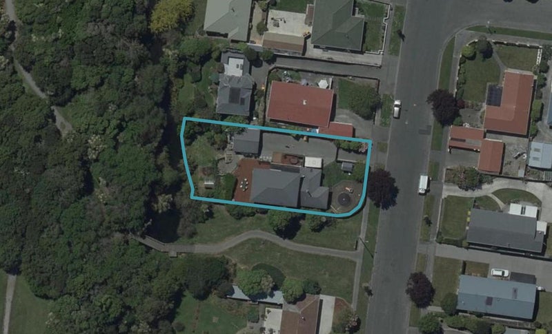 100 Warren Crescent, Hillmorton, Christchurch - Carousel 1
