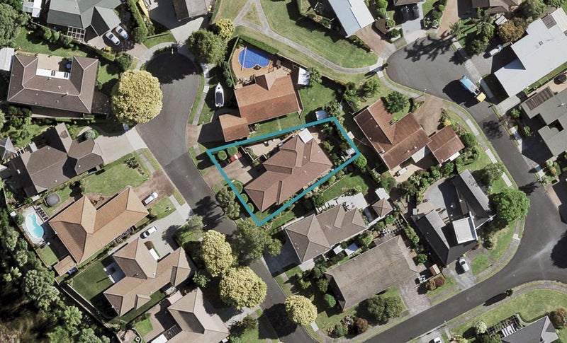 21 Westholm Way, Pahurehure, Papakura - Carousel 1