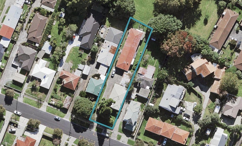 1/39 Miro Street, New Lynn, Auckland - Carousel 1