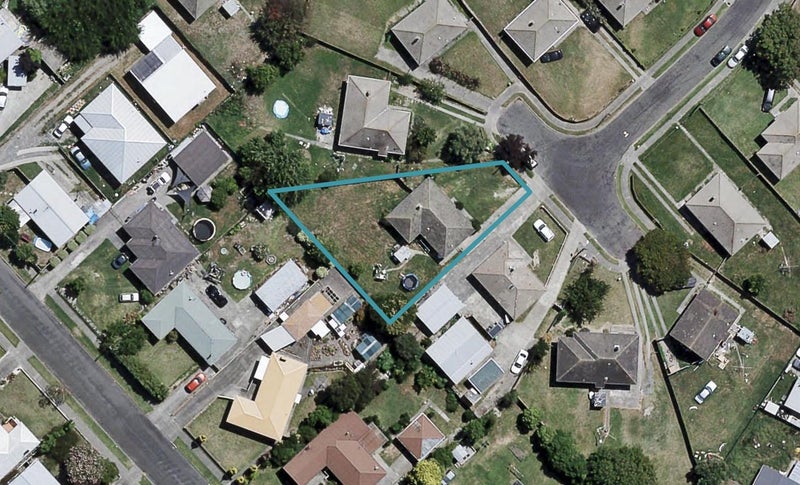 14 Bisson Place, Maraenui, Napier - Carousel 1