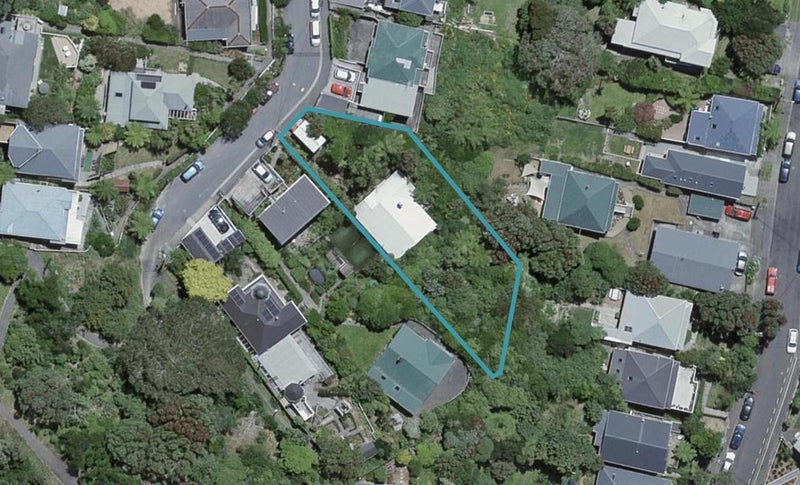 31 Sugarloaf Road, Brooklyn, Wellington - Carousel 1
