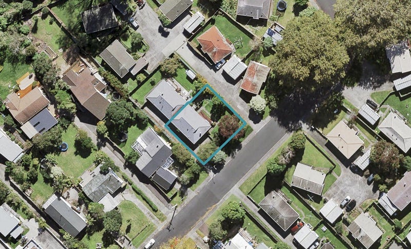 30 Ranch Avenue, Beach Haven, Auckland - Carousel 1