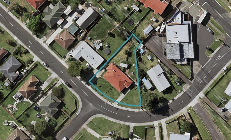 54 Everitt Road, Ōtara, Auckland - Carousel 1