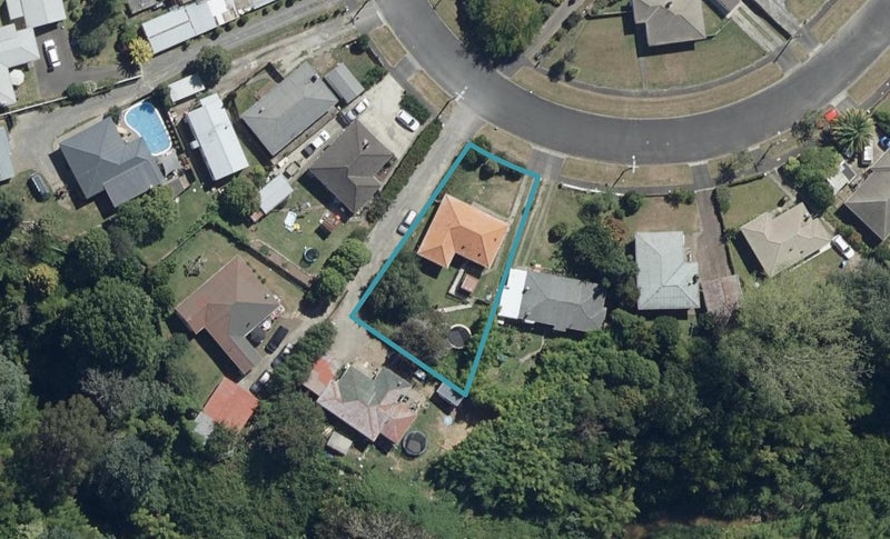 32 Pollen Crescent, Melville, Hamilton - Carousel 1