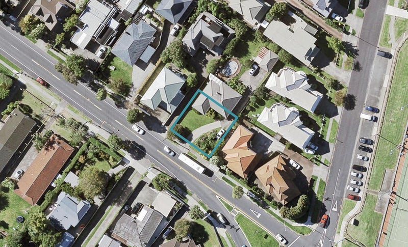 216A Bucklands Beach Road, Bucklands Beach, Auckland - Carousel 1