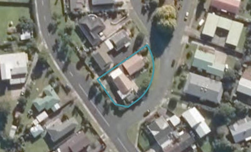 1B Cypress Gardens Place, Onerahi, Whangarei - Carousel 1