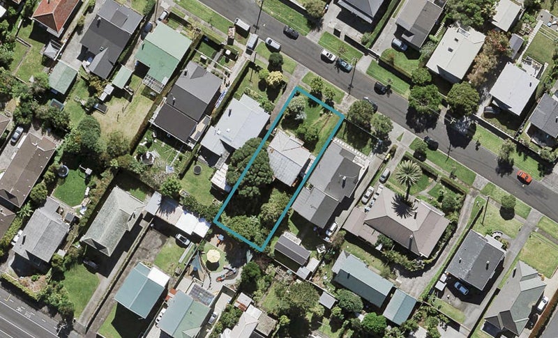 38 Taumata Road, Sandringham, Auckland - Carousel 1
