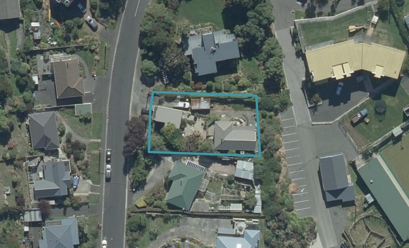 78 Marion Street, Macandrew Bay, Dunedin - Carousel 1