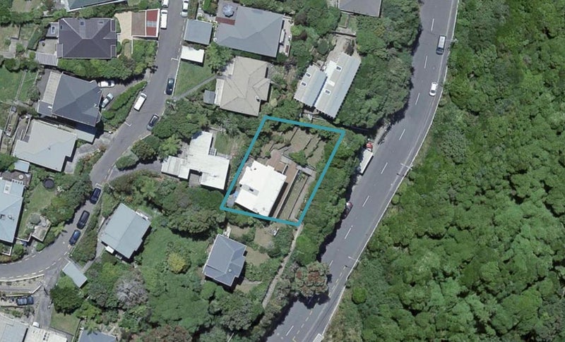 94 Raroa Road, Aro Valley, Wellington - Carousel 1