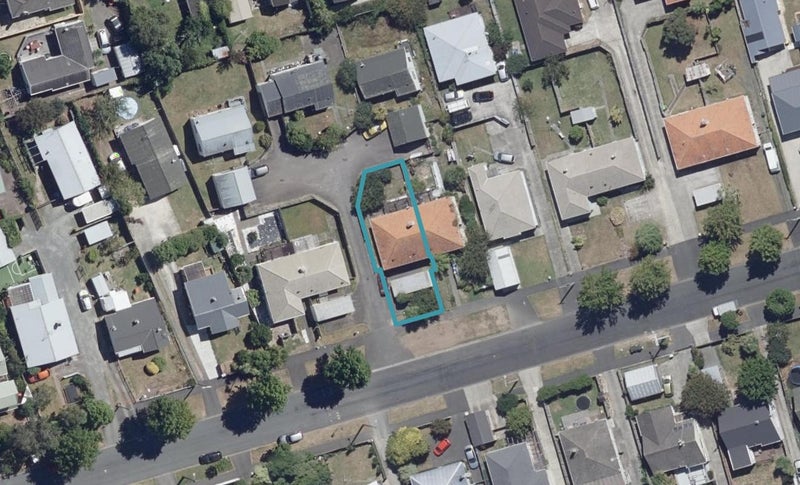 39 Claude Street, Fairfield, Hamilton - Carousel 1