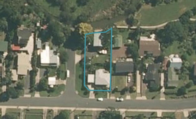 1/11 Otanerua Road, Hatfields Beach, Orewa - Carousel 1