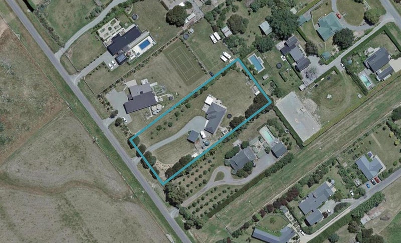 13 Ferry Road, Martinborough, Martinborough - Carousel 1