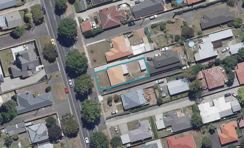 56 Galloway Street, Hamilton East, Hamilton - Carousel 1